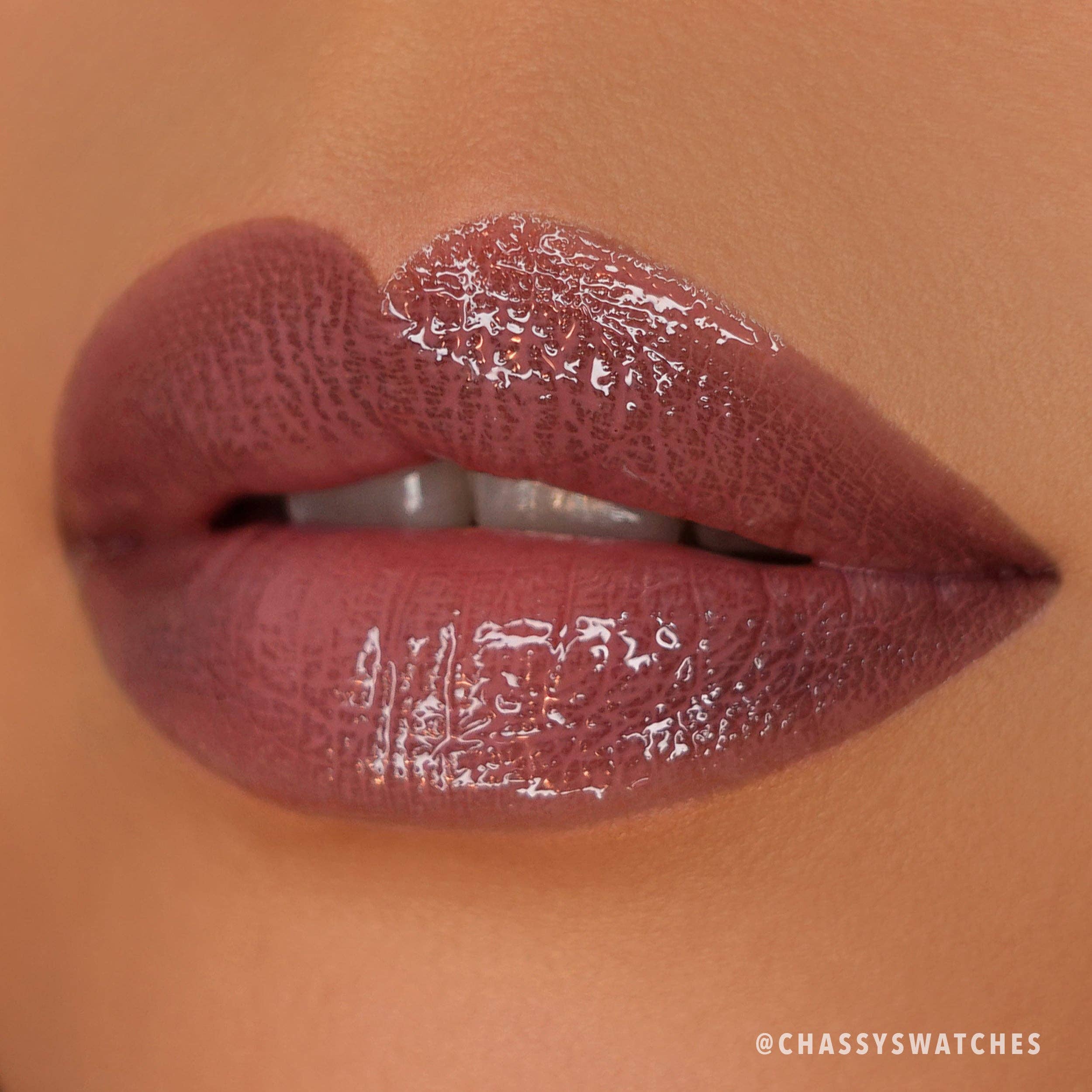 Moira - Glow Getter Hydrating Lip Oil – 016 Au Naturel