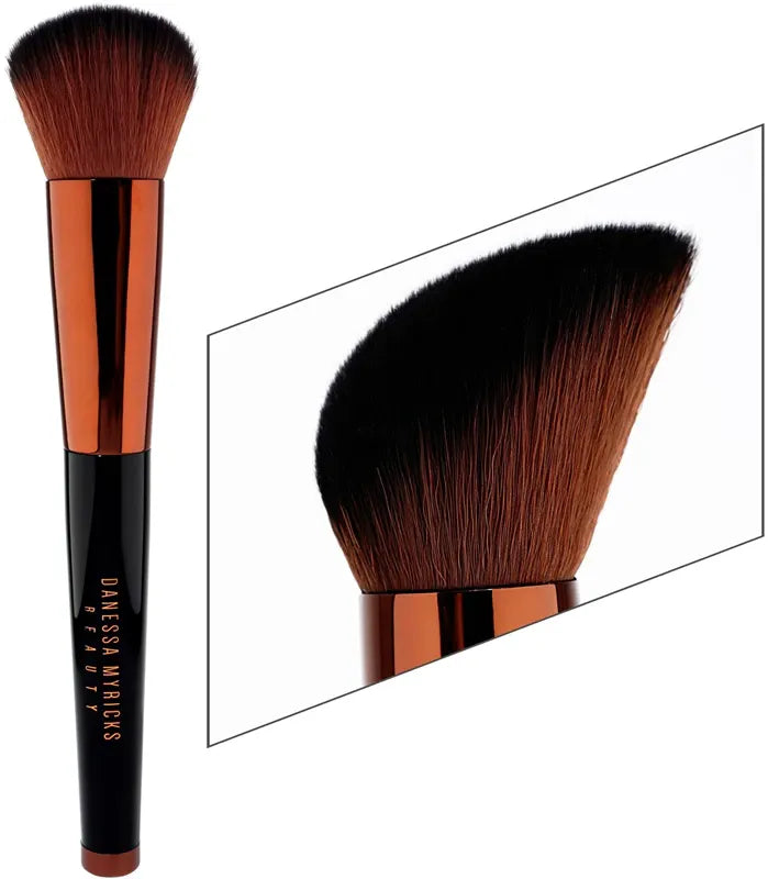 Danessa Myricks Yummy Face 3.0 Conceal &amp; Sculpt Brush