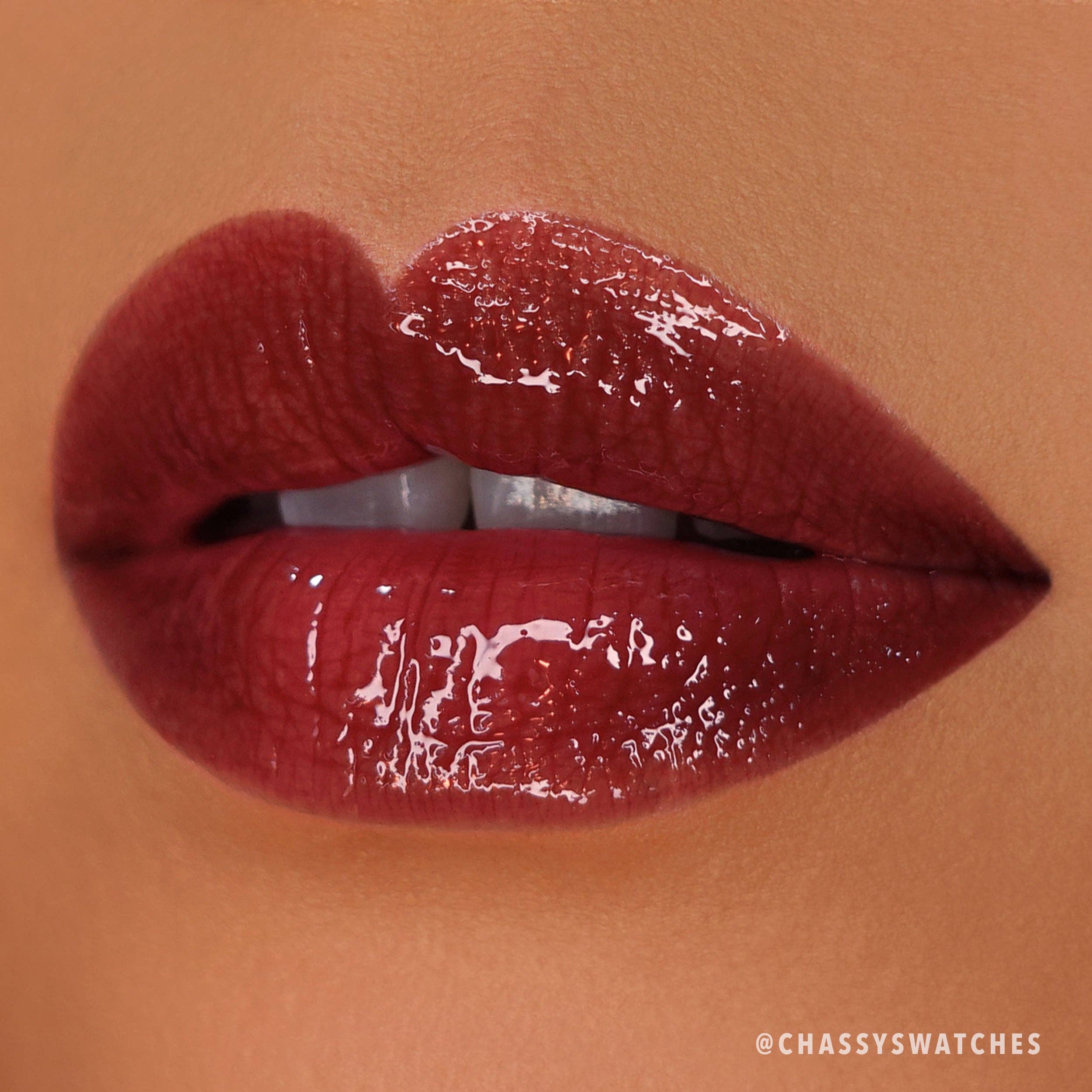 Glow Getter Hydrating Lip Oil – 015 Teaberry